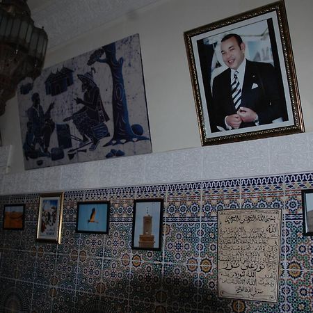 Ryad Bab Berdaine Meknès Exteriör bild