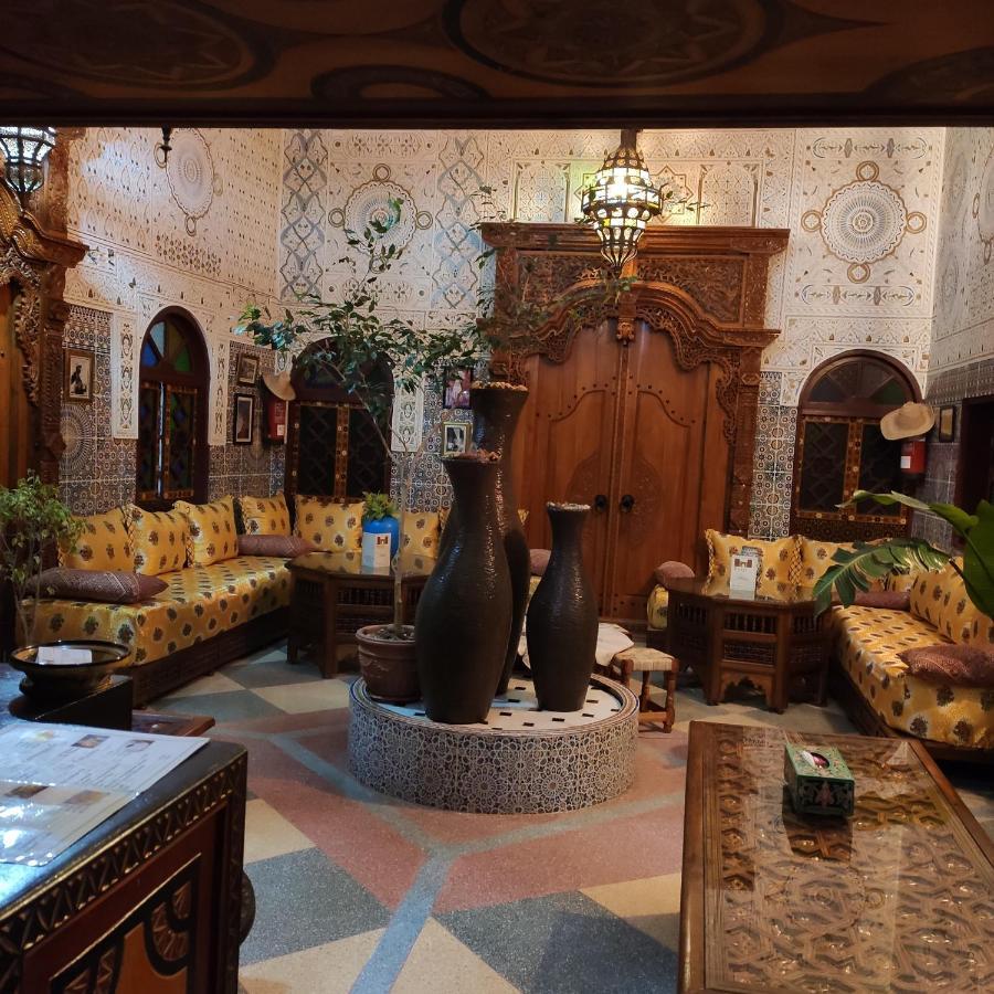 Ryad Bab Berdaine Meknès Exteriör bild