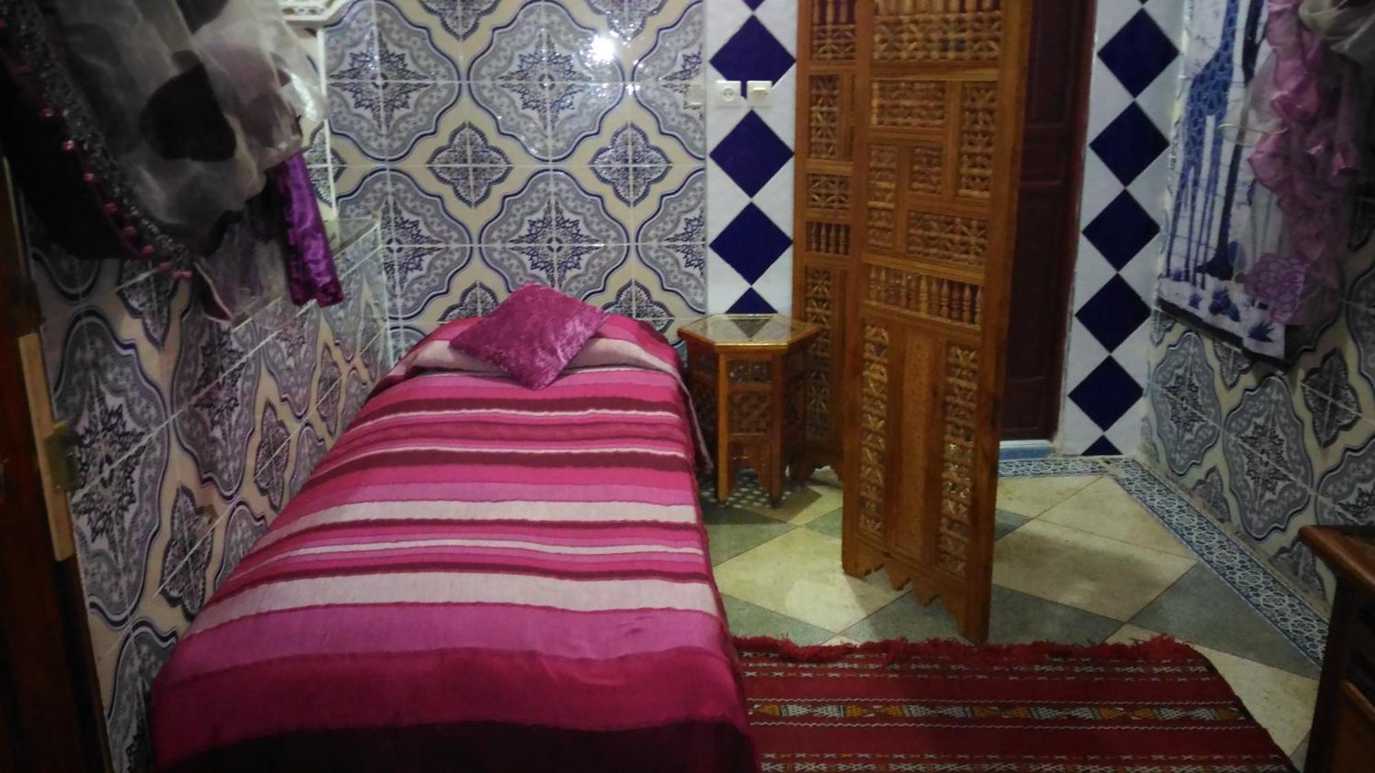 Ryad Bab Berdaine Meknès Exteriör bild