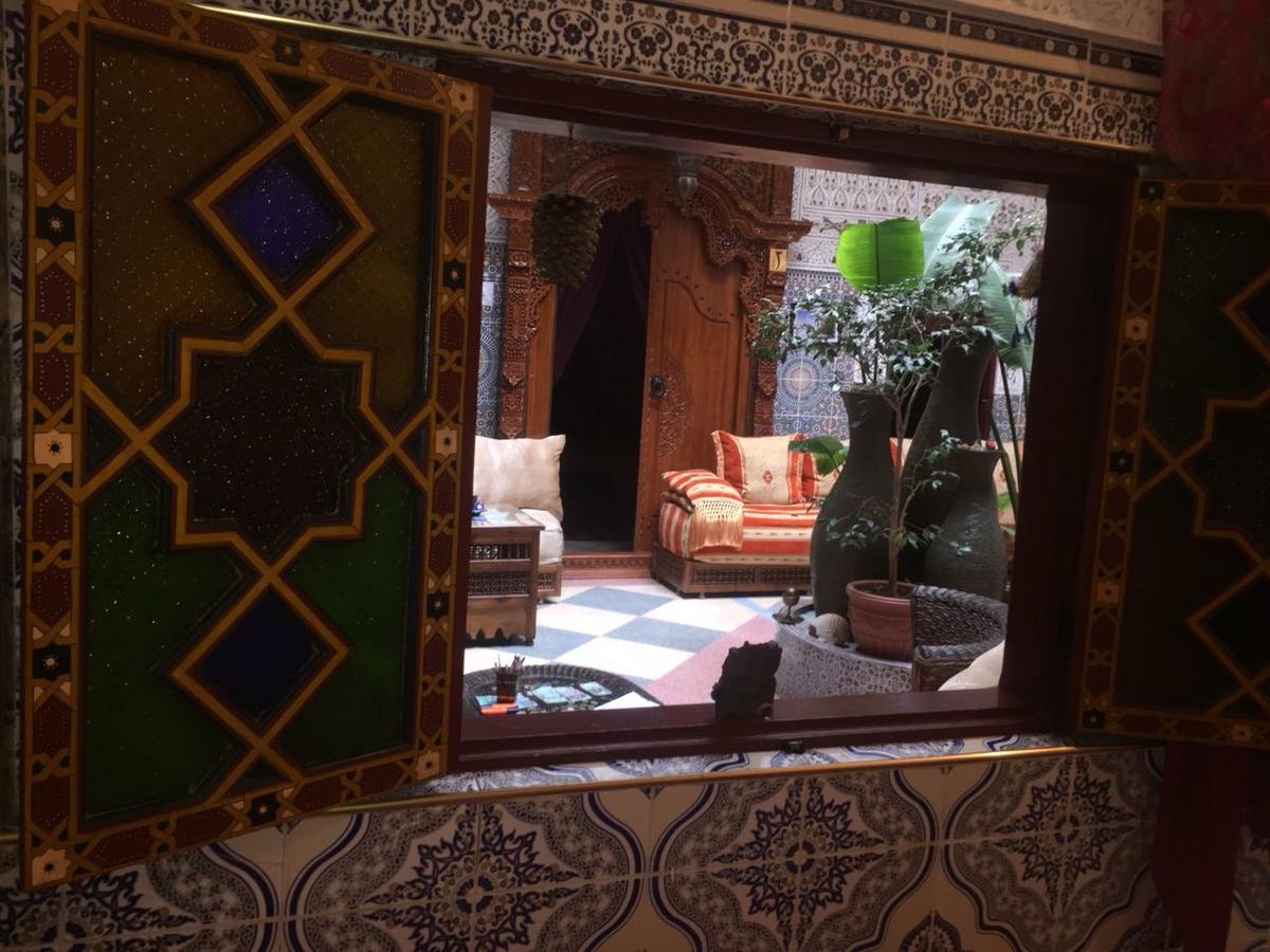 Ryad Bab Berdaine Meknès Exteriör bild
