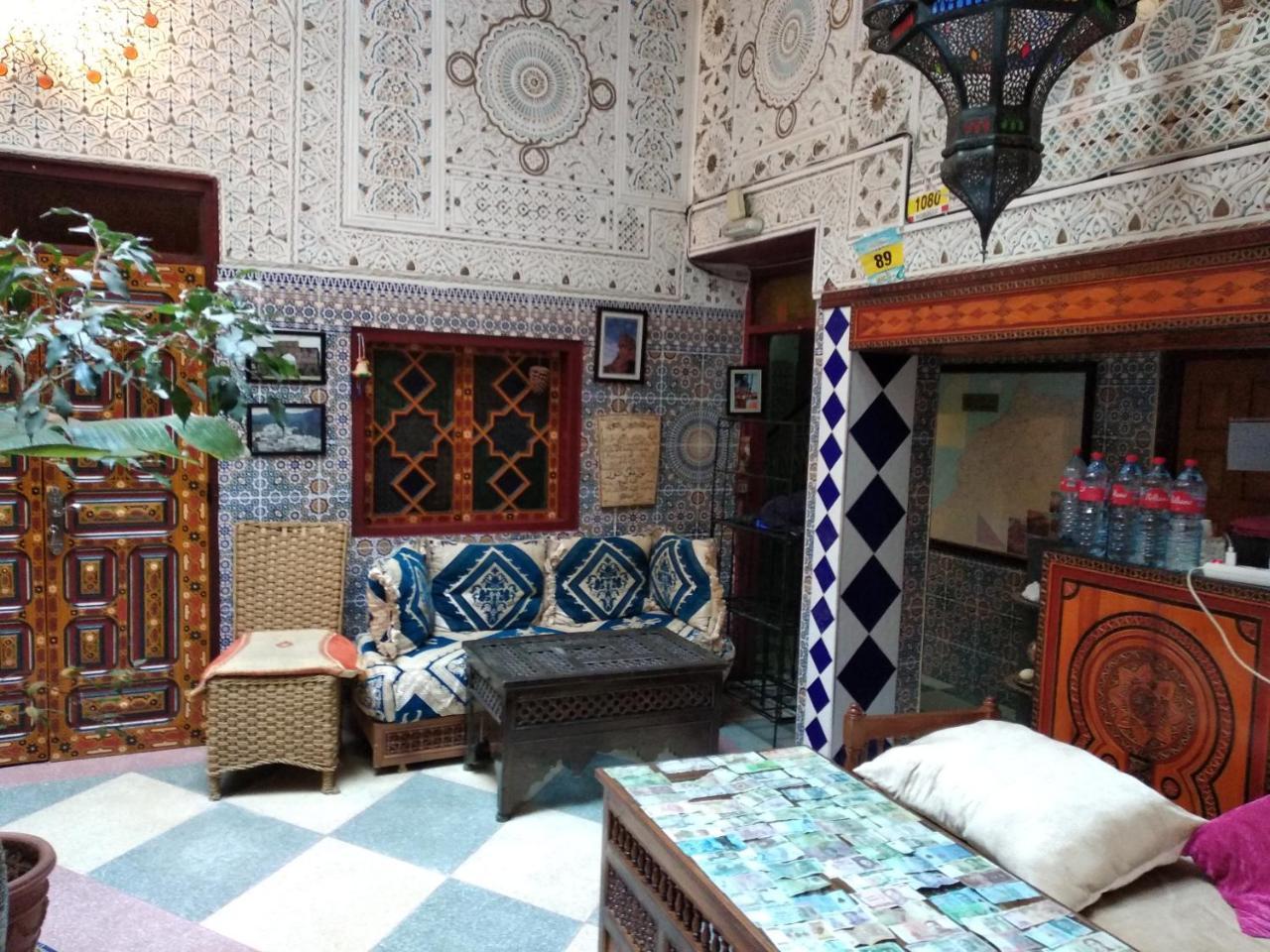 Ryad Bab Berdaine Meknès Exteriör bild