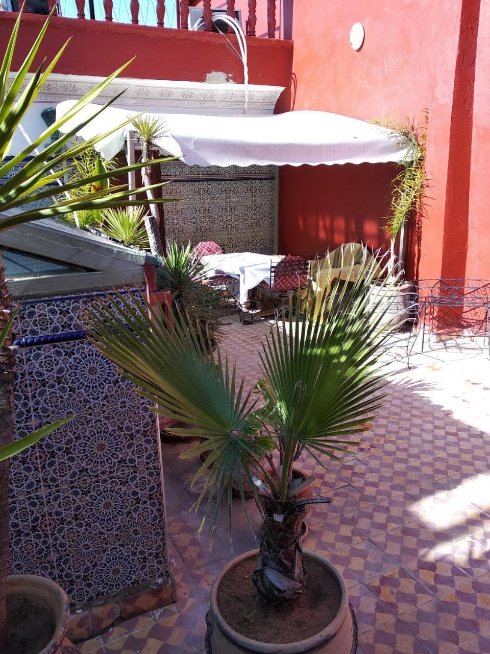 Ryad Bab Berdaine Meknès Exteriör bild