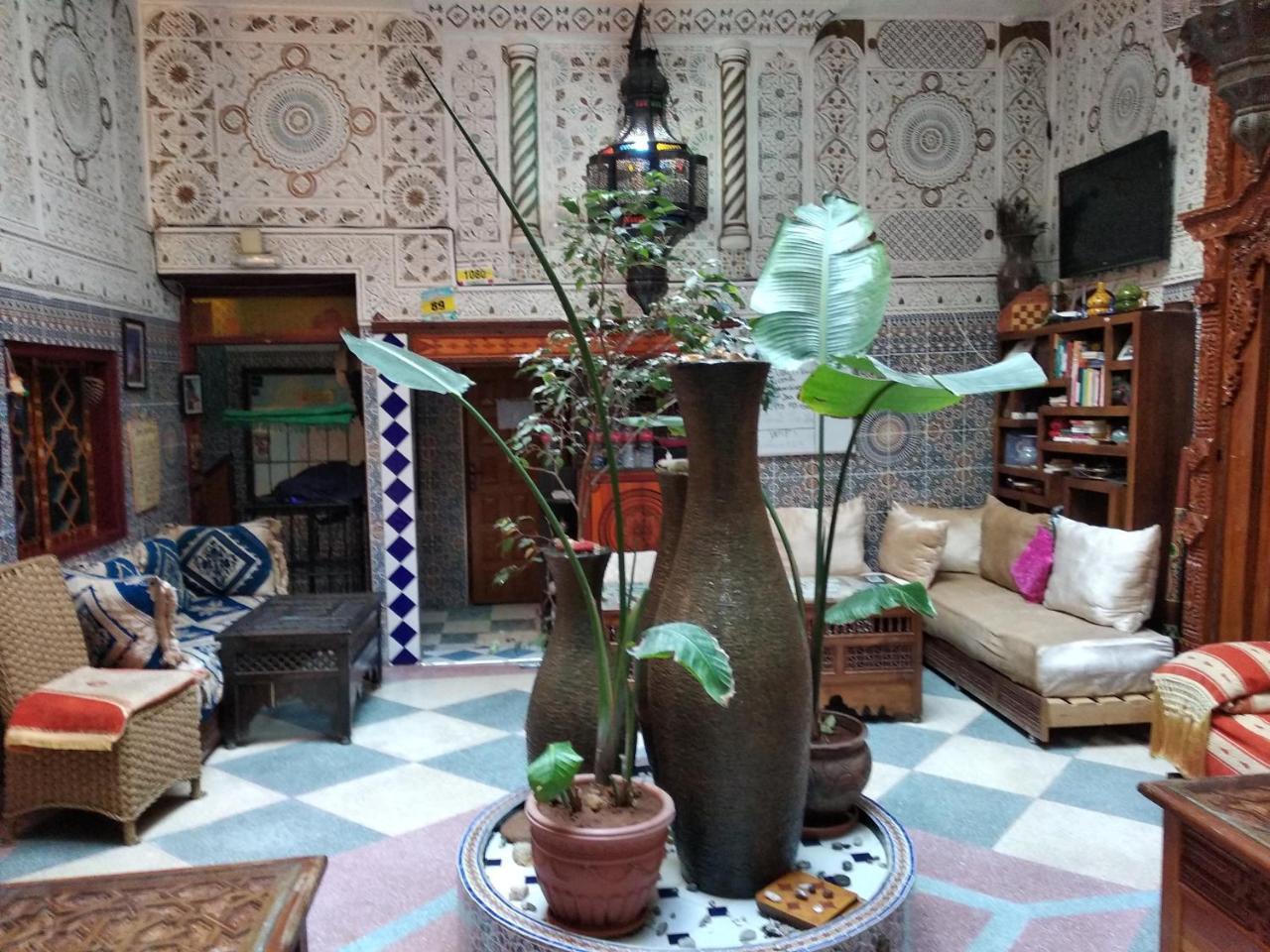 Ryad Bab Berdaine Meknès Exteriör bild